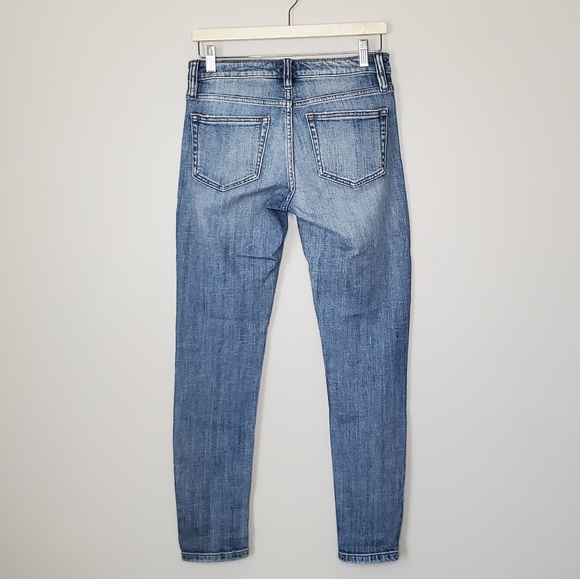 DAYTRIP | Refined Virgo Skinny Distressed | 25 - Picture 3 of 7
